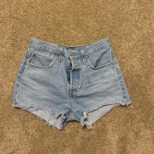 light wash high waisted LEVI denim shorts